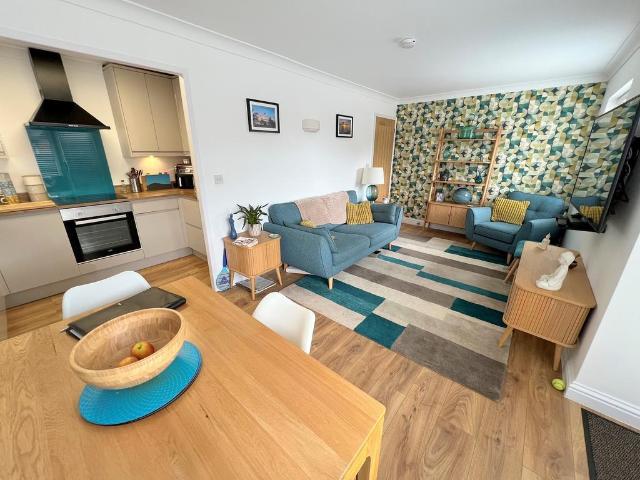 Flat for sale in Old Milton, Ashurst Bridge