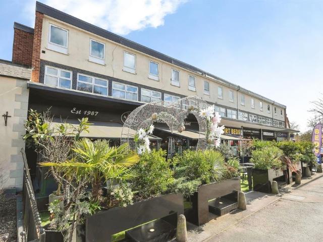 Flat for sale in Maney, Sutton Coldfield