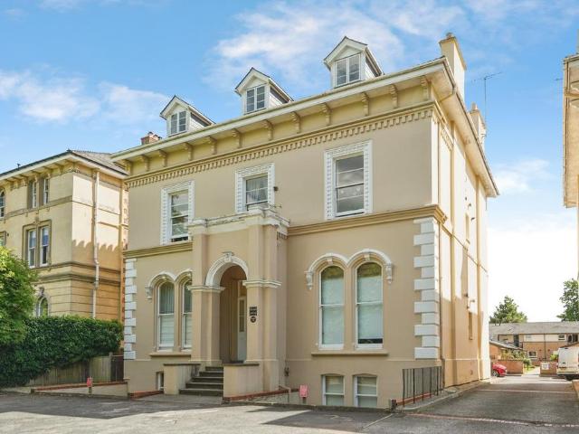 Flat for sale in Ewens Farm, Golden Valley