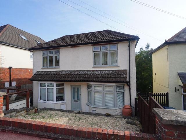 Flat for sale in High Wycombe Community Board, High Wycombe