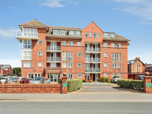 Flat for sale in St Annes, Lytham