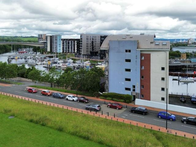 Flat for sale in Penarth Marina, Penarth