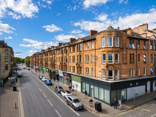 Flat for sale in Thornwood, Partick