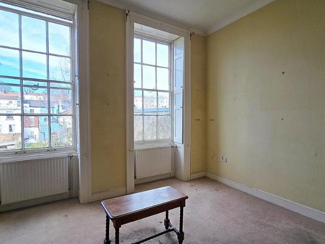 Flat for sale in Hotwells, Feckenham
