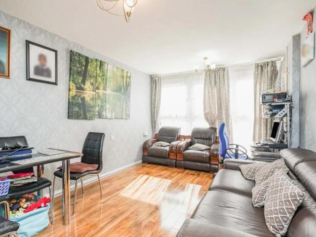 Flat for sale in Poplar Grove, Isle Of Man
