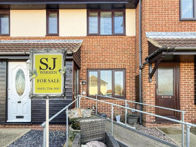 Flat for sale in Maldon, Essex