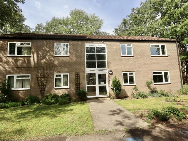 Flat for sale in Wells, Somerset