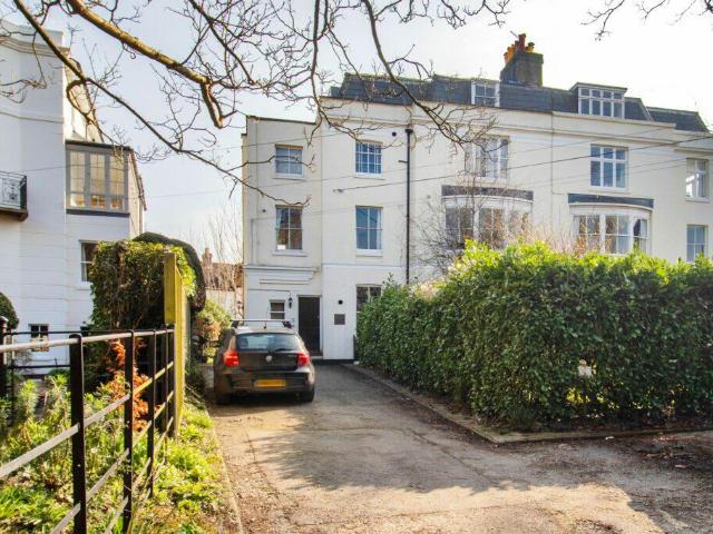 Flat for sale in St James, Sandown Park