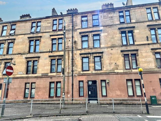Flat for sale in Govanhill, Scotland