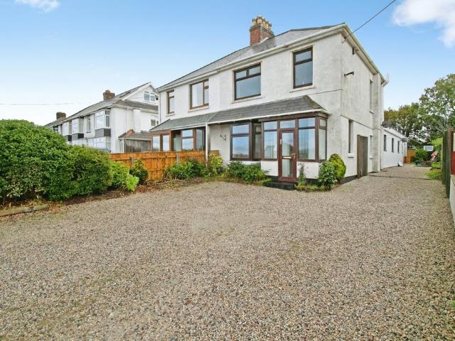 Flat for sale in Kestle Mill, Quintrell Downs