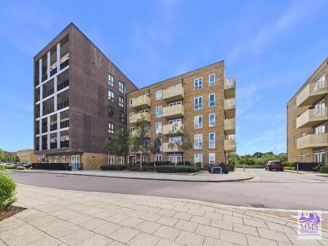 Flat for sale in Troy Town, Rochester