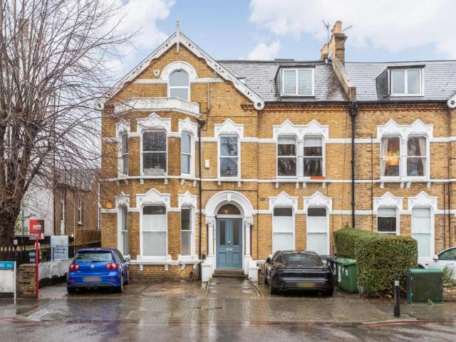 Flat for sale in London Borough of Lewisham, Isle Of Man