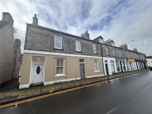 Flat for sale in Kincardine, Scotland