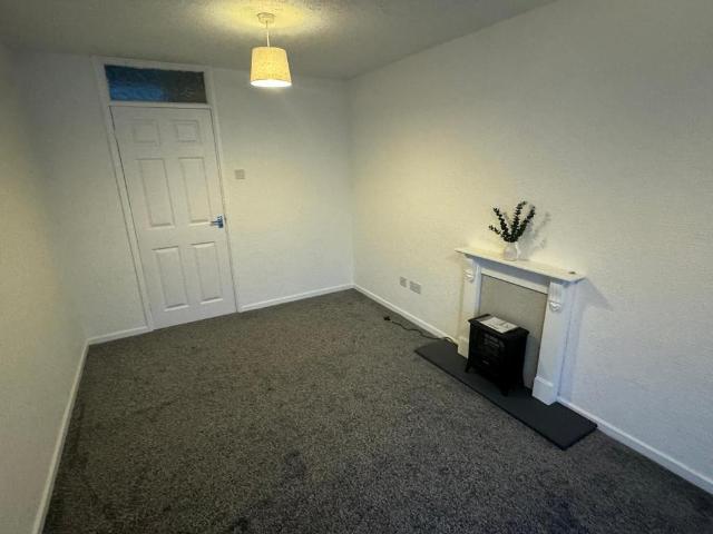 Flat for sale in Wednesfield, West Midlands