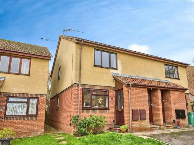 Flat for sale in Sandown, Isle Of Wight