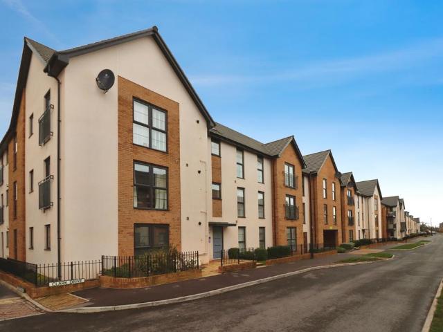 Flat for sale in Yate Rocks, Yate