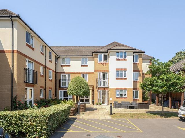Flat for sale in Bitterne, City Of Southampton