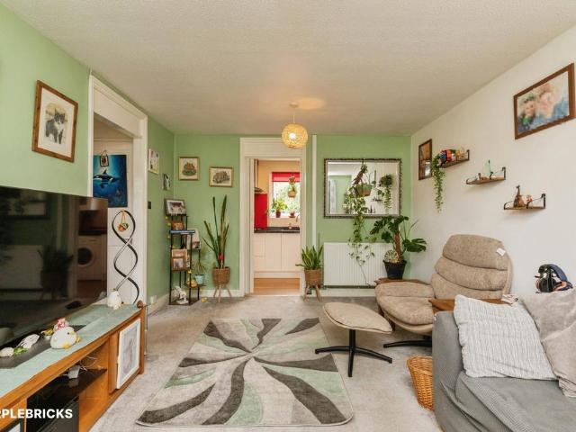 Flat for sale in Stockwood, Bristol