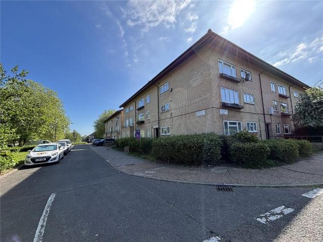 Flat for sale in Great Linford, Milton Keynes