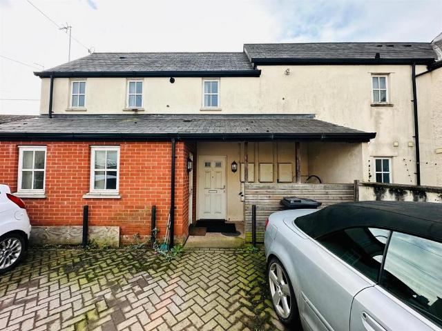 Flat for sale in Newton St Cyres, Devon