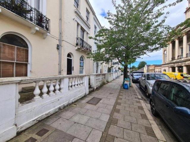 Flat for sale in Binstead, Ryde