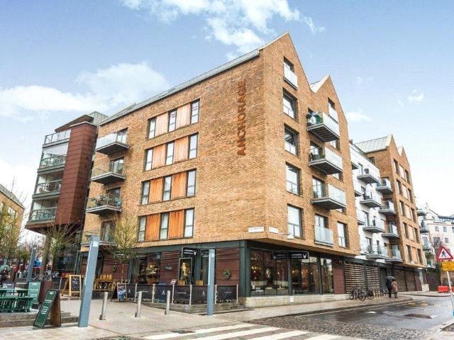Flat for sale in Wapping Wharf, Feckenham