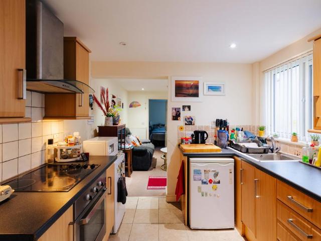 Flat for sale in Feckenham, City Of Bristol