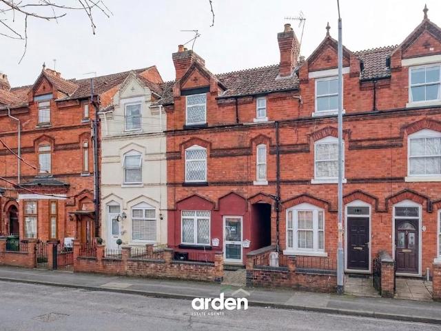 Flat for sale in Headless Cross, Redditch