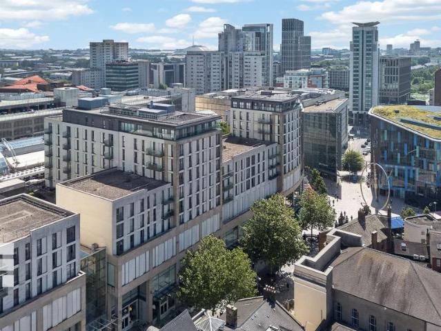 Flat for sale in City Centre, Falcon Lodge