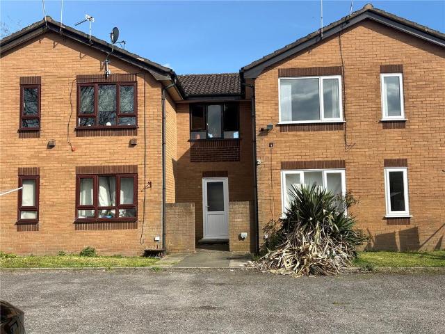 Flat for sale in Sankey Bridges, Warrington