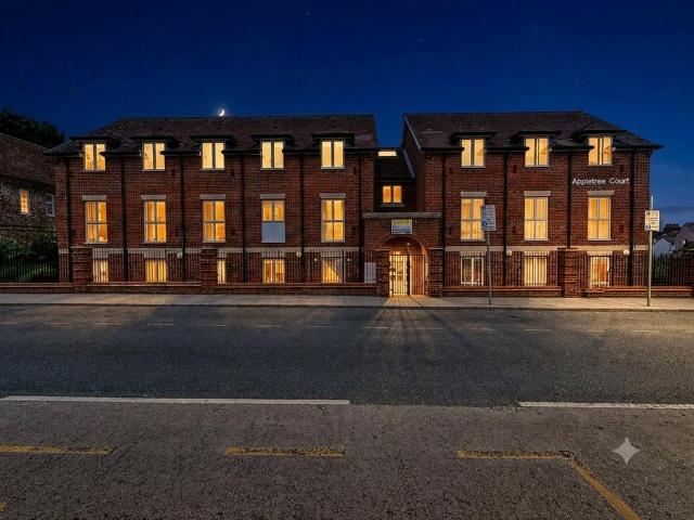 Flat for sale in Gillingham