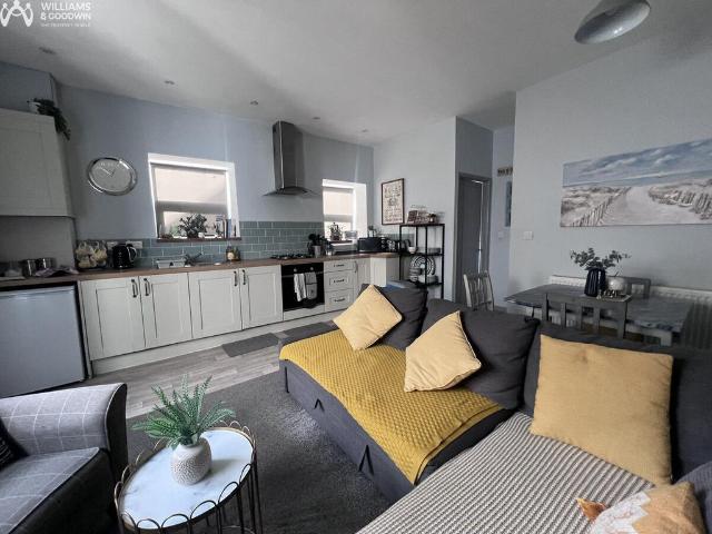 Flat for sale in Menai Bridge