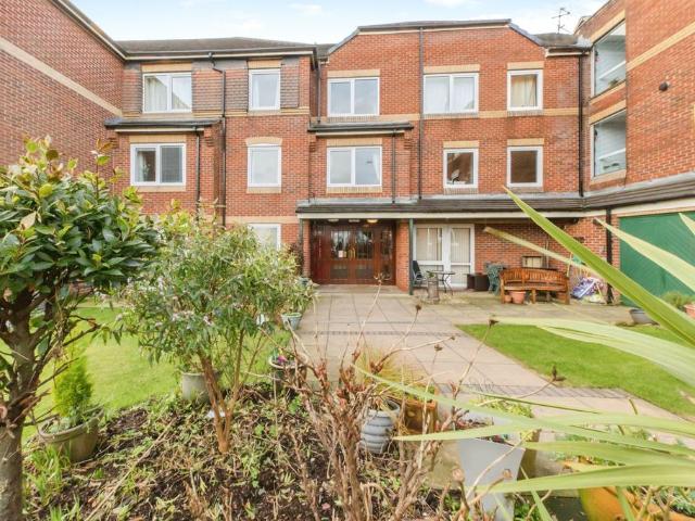 Flat for sale in Bollinbrook, Macclesfield