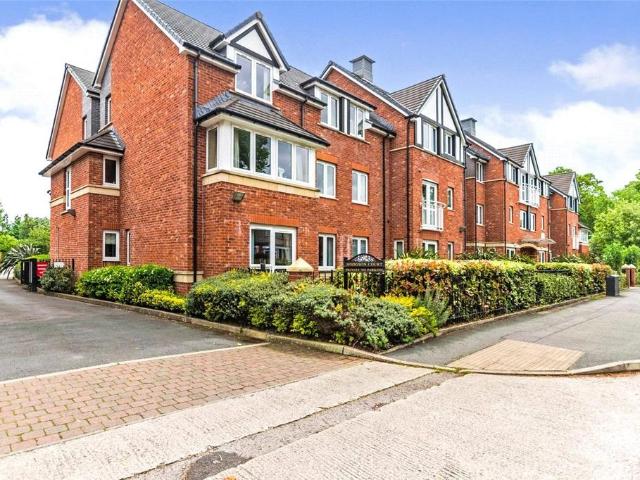 Flat for sale in Georgia, Greater Manchester
