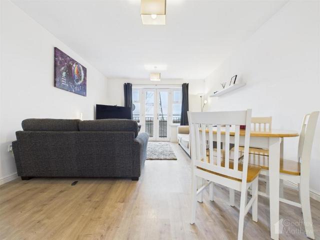 Flat for sale in Great Ashby, King's Walden