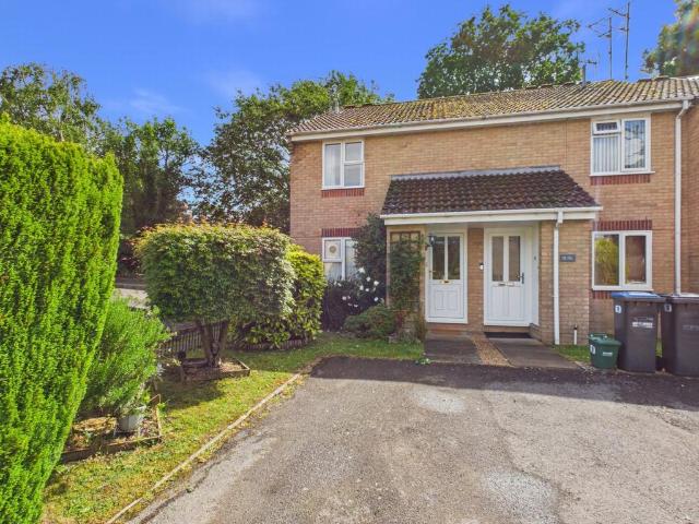 Flat for sale in Walstead, Perryfields