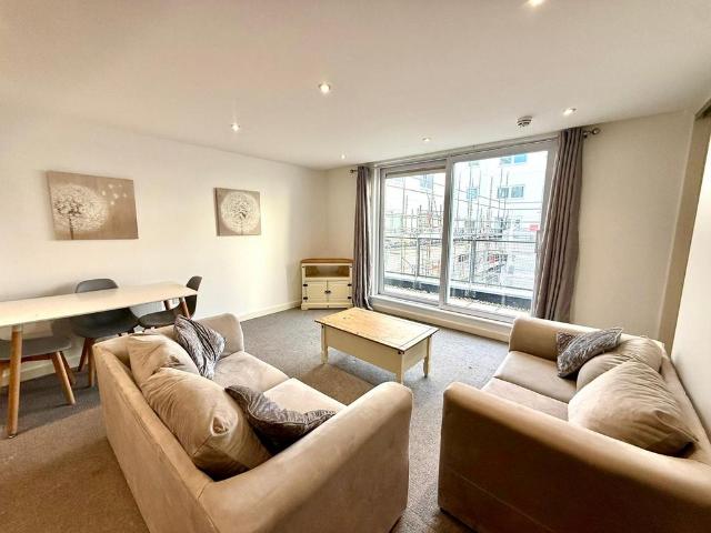 Flat for sale in Rodbourne, Swindon