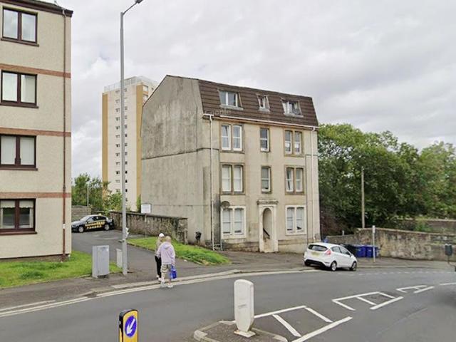 Flat for sale in Greenock, Scotland