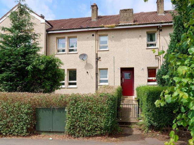 Flat for sale in Gallowhill, Glenburn
