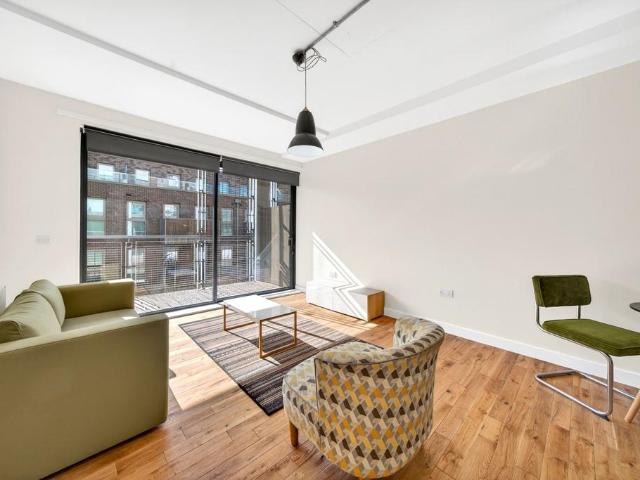 Flat for sale in Barnsbury, Greater London