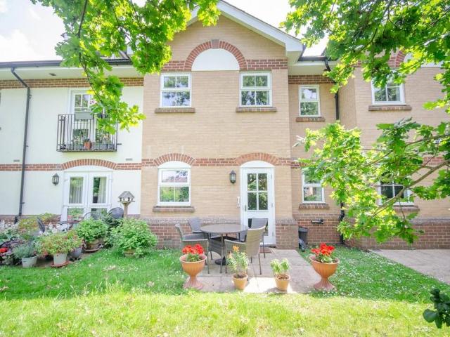 Flat for sale in Feckenham, City Of Bristol