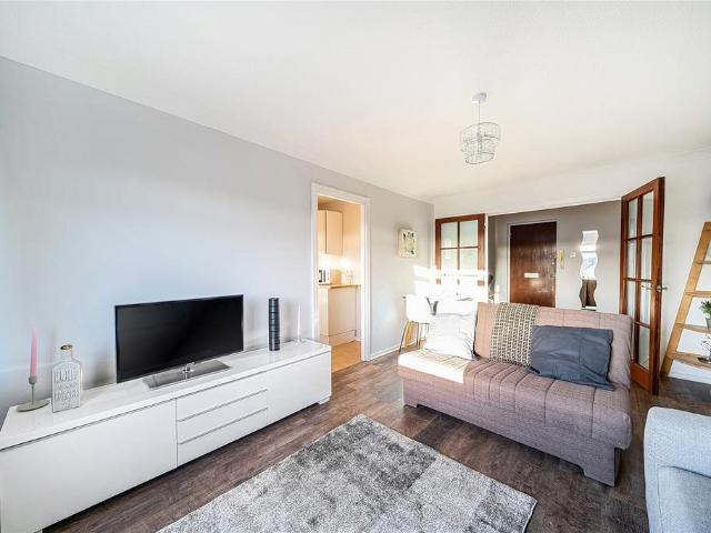 Flat for sale in New Eltham, Isle Of Man