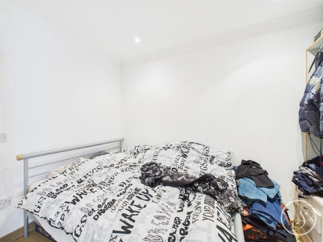 Flat for sale in Leylands, West Yorkshire