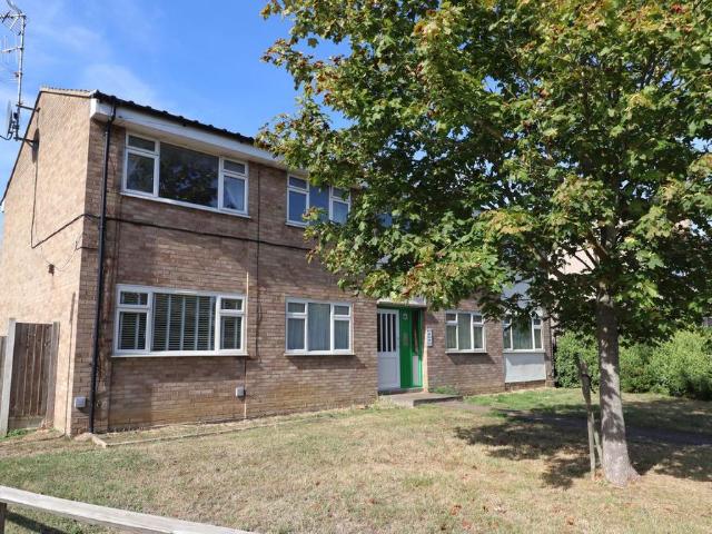 Flat for sale in Hadleigh, Castle Point