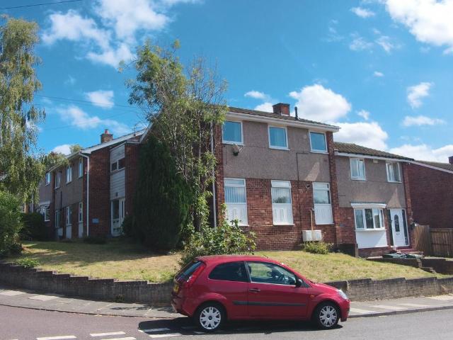 Flat for sale in Low Fell, Tyne And Wear