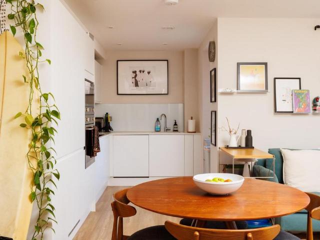 Flat for sale in Baptist Mills, Feckenham
