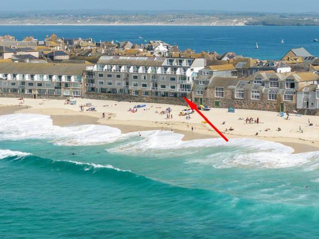 Flat for sale in St. Ives, Cornwall