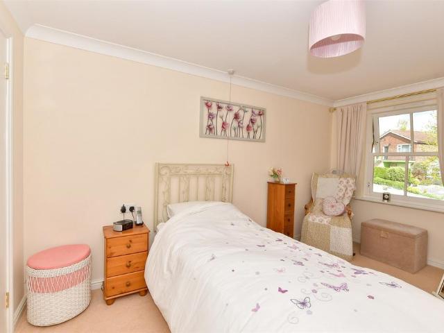 Flat for sale in Gravesend, Gravesham