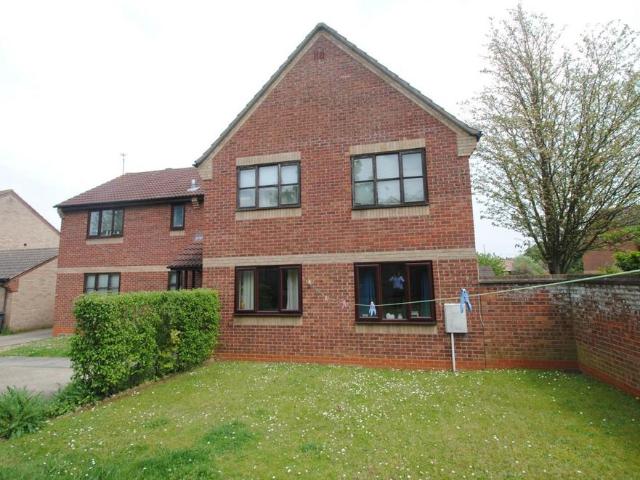Flat for sale in Moreton Hall, Chedburgh
