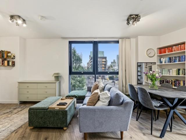 Flat for sale in London Borough of Tower Hamlets, Greater London